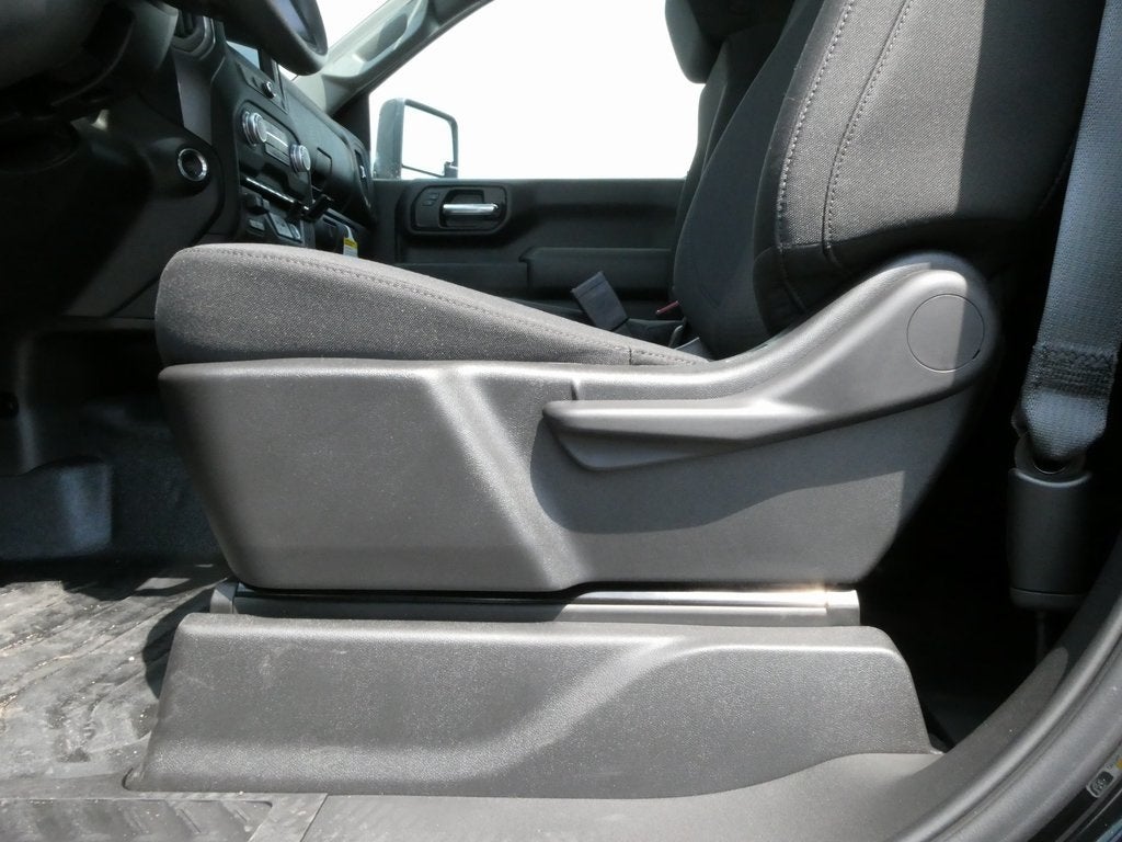 2025 GMC Sierra 2500HD Pro