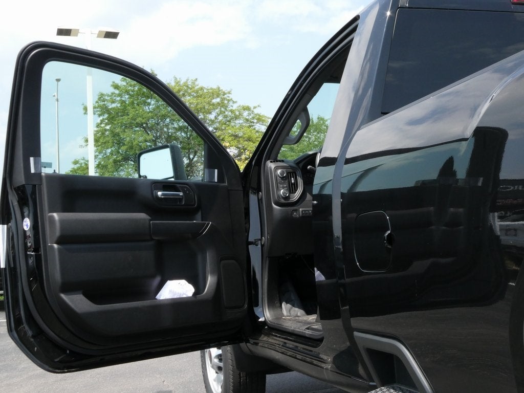 2025 GMC Sierra 2500HD Pro