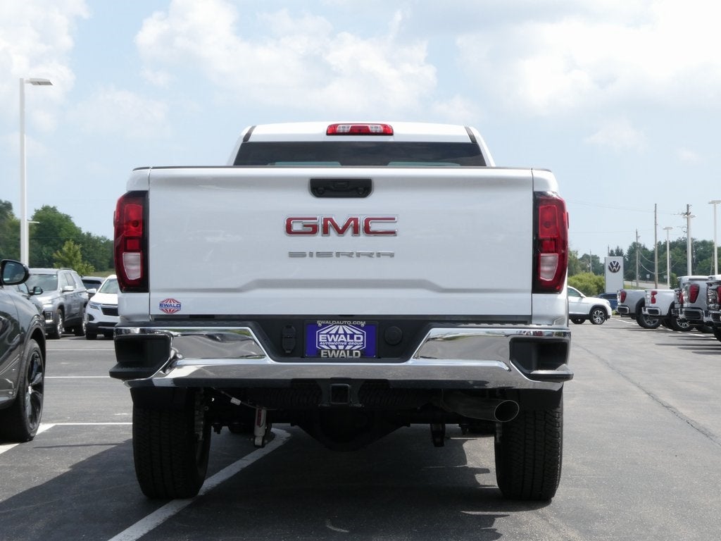 2025 GMC Sierra 3500HD Pro