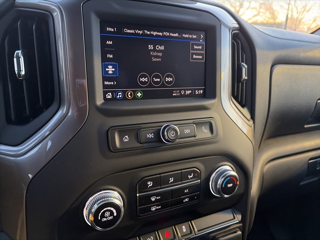 2025 GMC Sierra 2500HD Pro