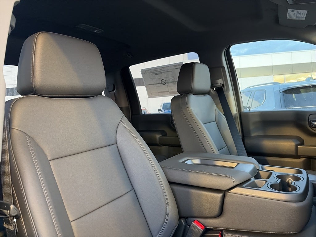 2025 GMC Sierra 2500HD Pro