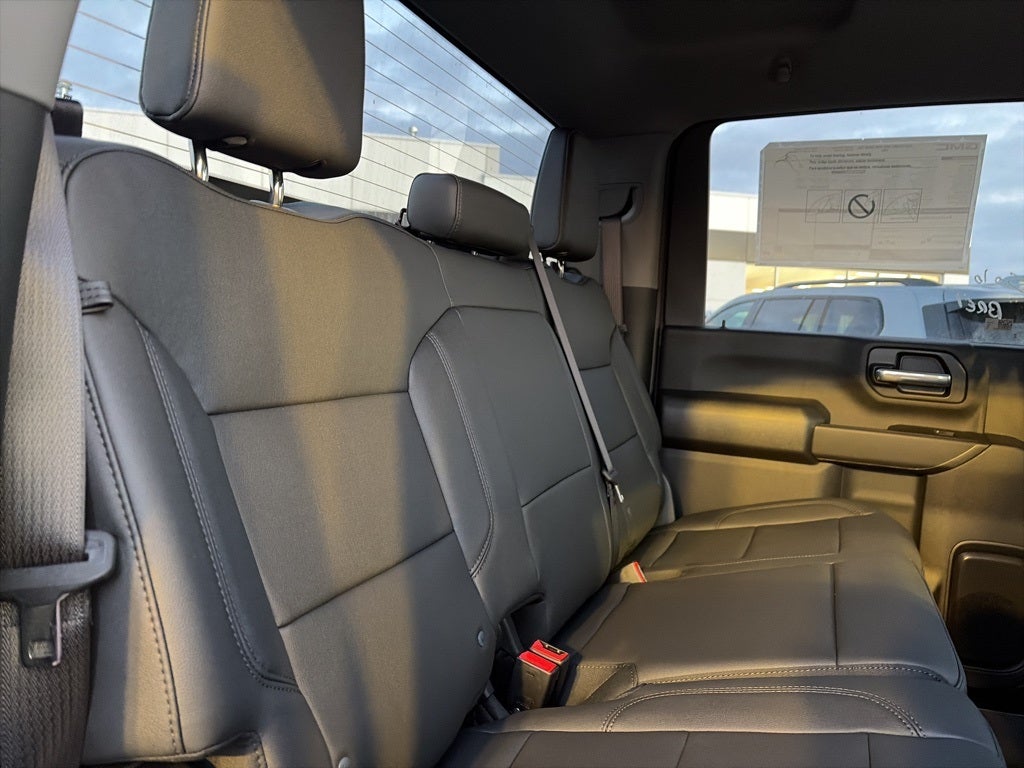 2025 GMC Sierra 2500HD Pro