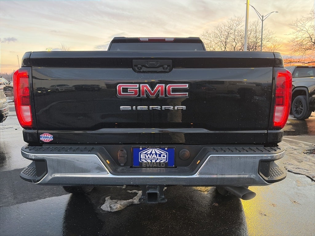 2025 GMC Sierra 2500HD Pro
