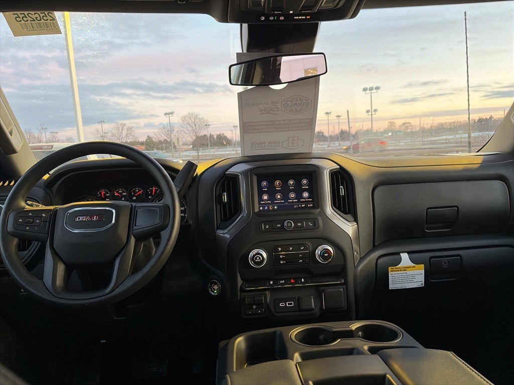 2025 GMC Sierra 2500HD Pro