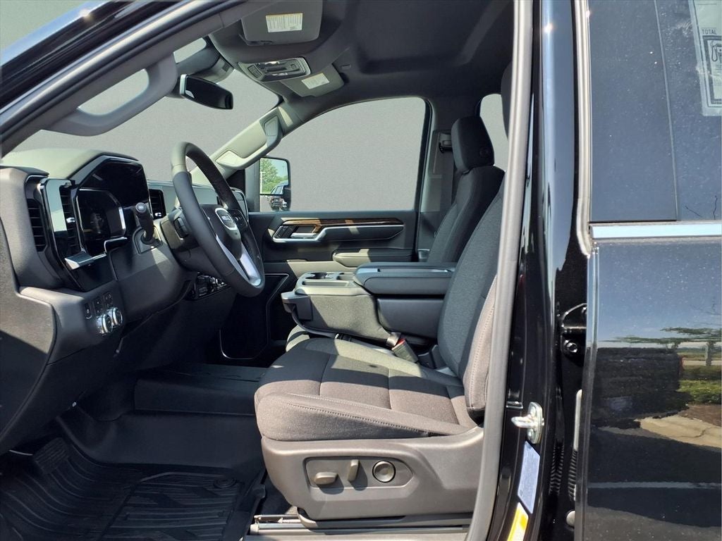 2026 GMC Sierra 2500HD SLE