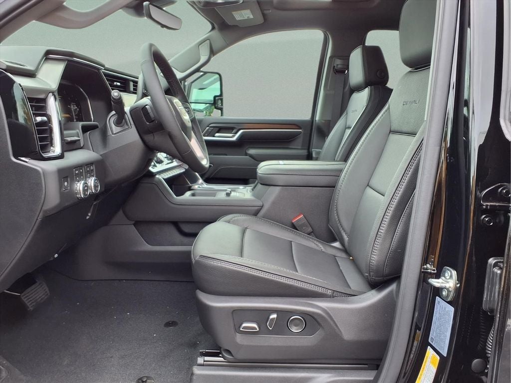 2026 GMC Sierra 2500HD Denali