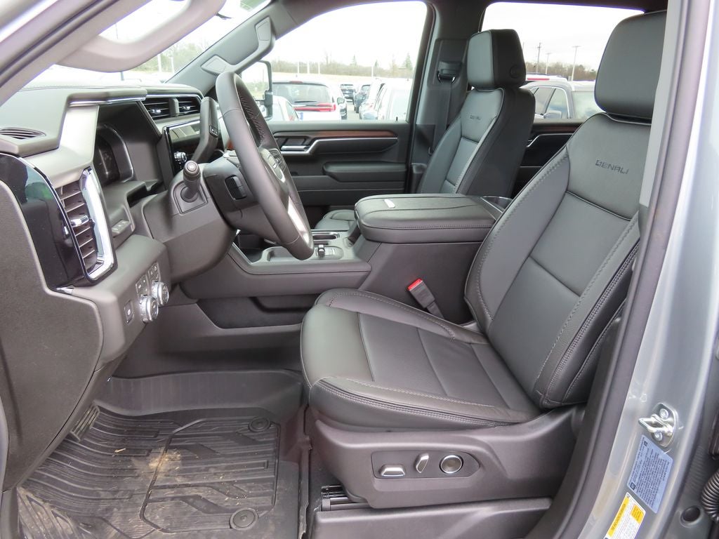 2026 GMC Sierra 2500HD Denali