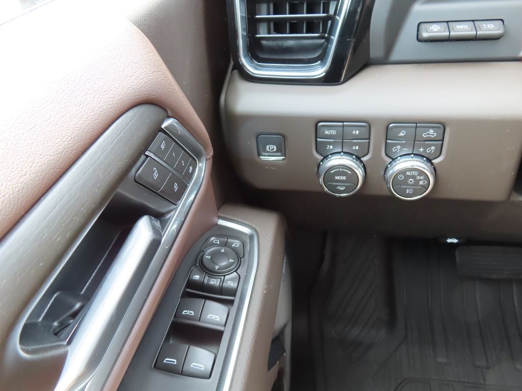 2026 GMC Sierra 2500HD Denali