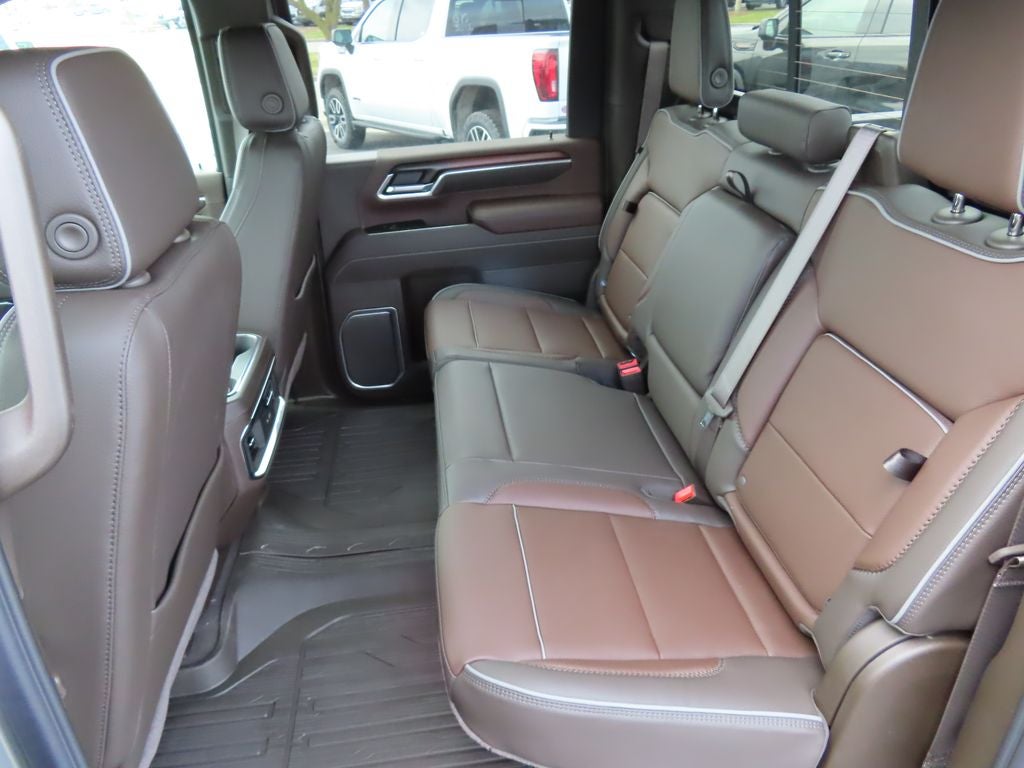 2026 GMC Sierra 2500HD Denali