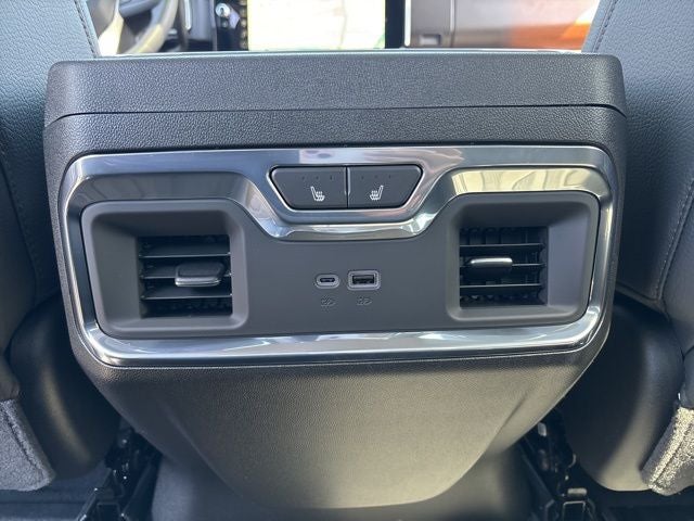 2026 GMC Sierra 2500HD Denali