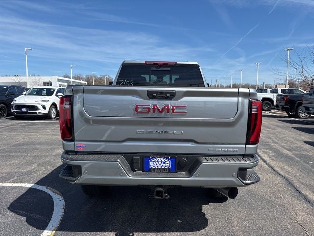2026 GMC Sierra 2500HD Denali