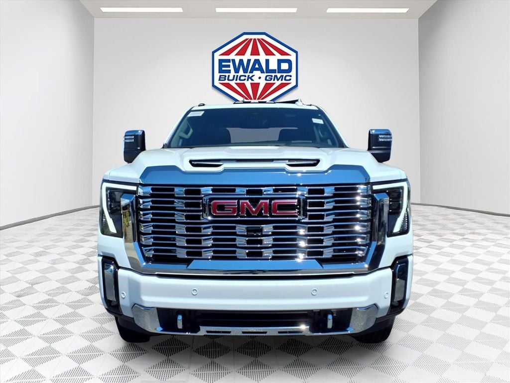 2026 GMC Sierra 2500HD Denali