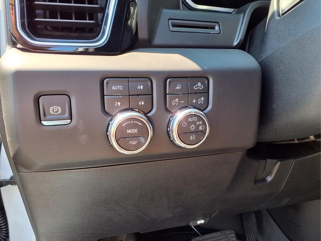 2026 GMC Sierra 3500HD Denali