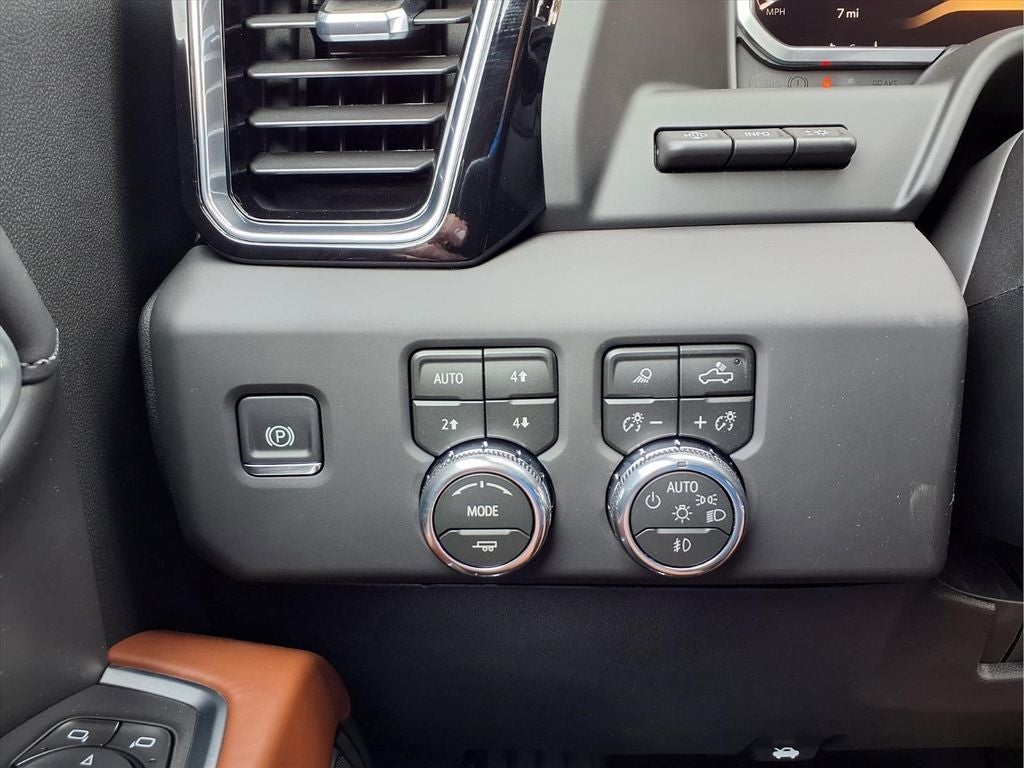 2026 GMC Sierra 2500HD Denali Ultimate