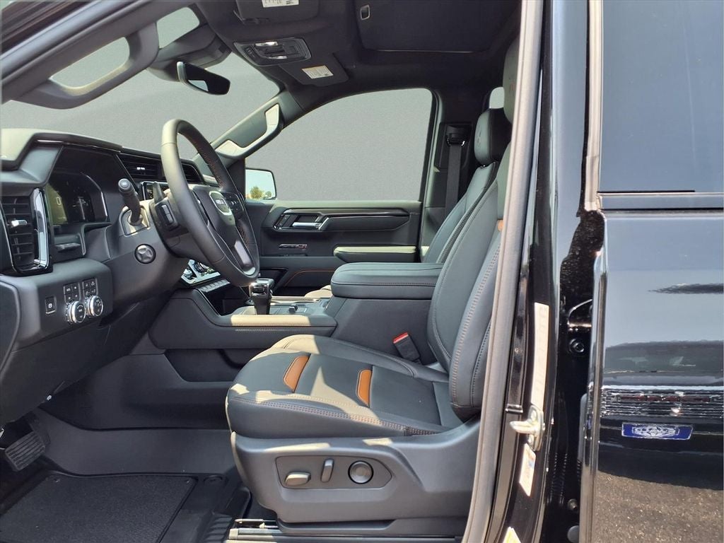 2026 GMC Sierra 1500 AT4 Black Widow