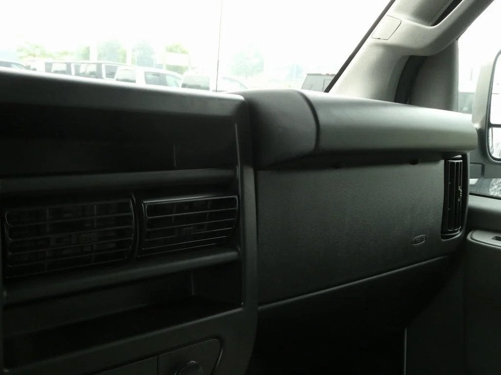 2025 GMC Savana 2500 Work Van