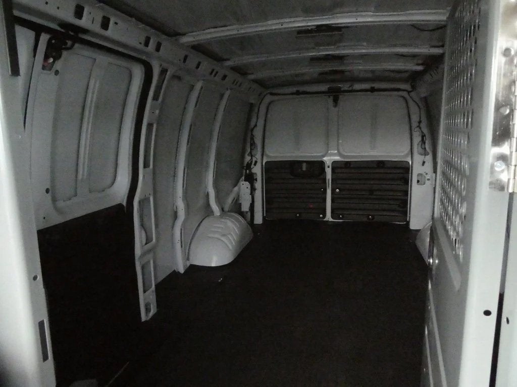 2025 GMC Savana 2500 Work Van