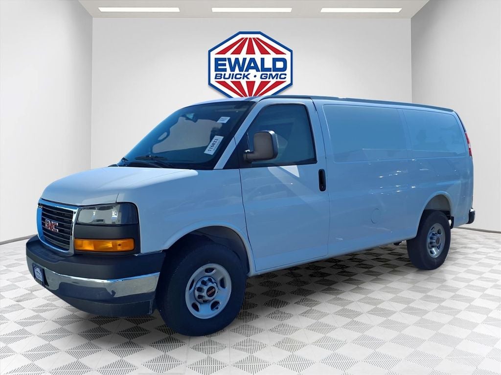 2026 GMC Savana 3500 Work Van