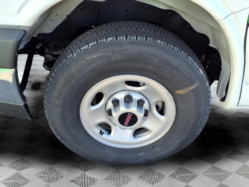 2026 GMC Savana 3500 Work Van