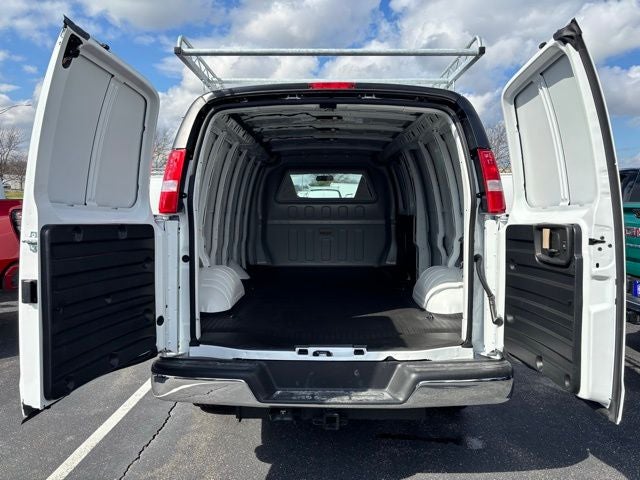 2026 GMC Savana 3500 Work Van