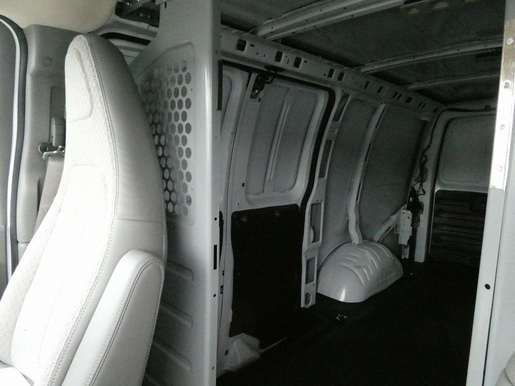 2025 GMC Savana 3500 Work Van