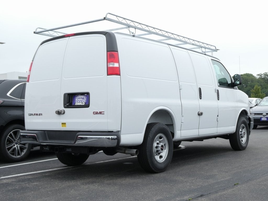 2025 GMC Savana 3500 Work Van