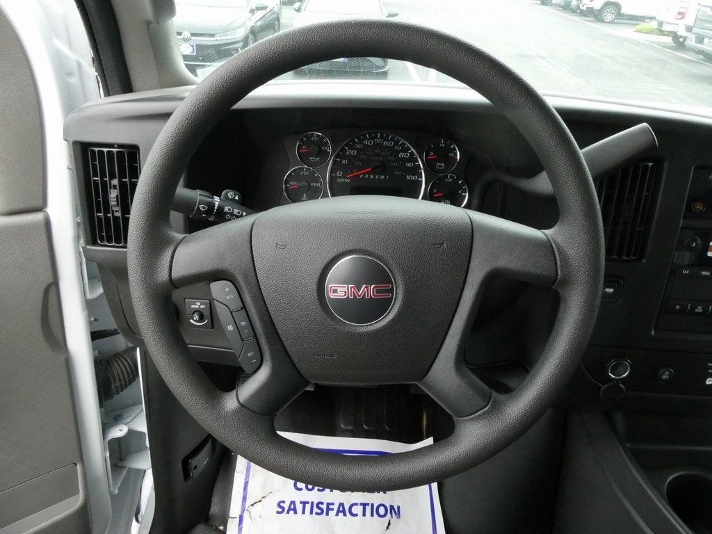 2025 GMC Savana 3500 Work Van