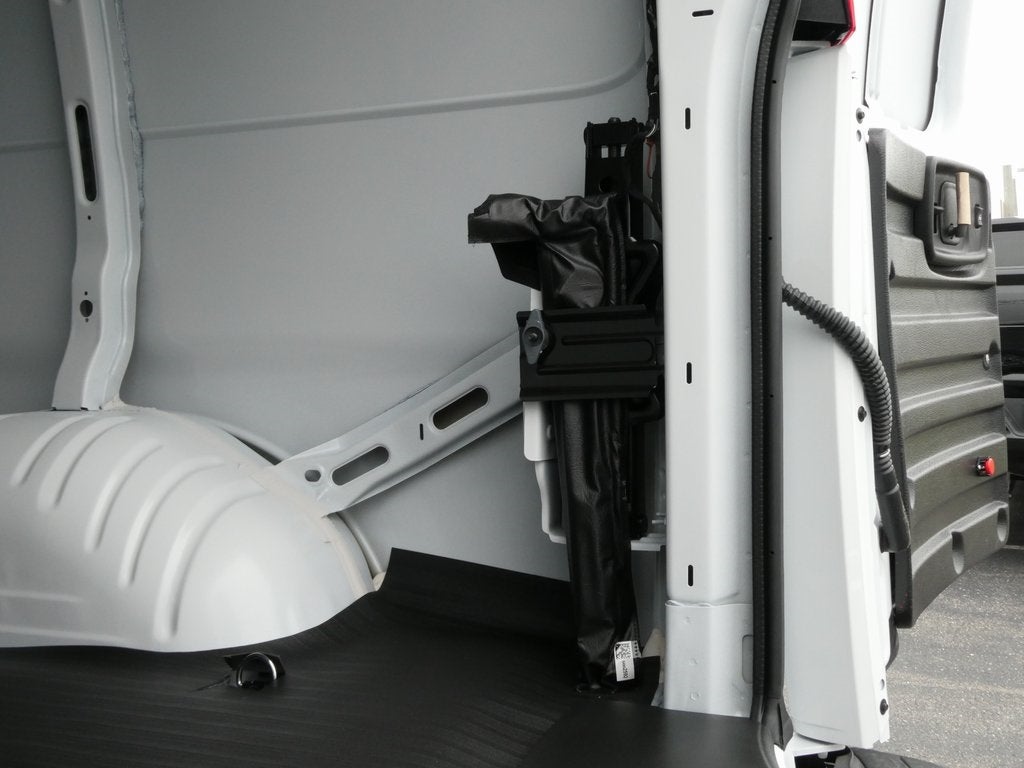 2025 GMC Savana 3500 Work Van