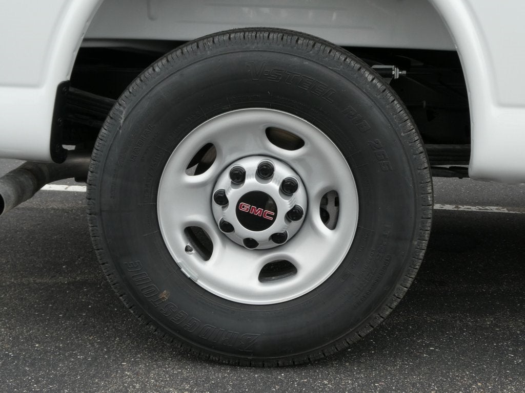 2025 GMC Savana 3500 Work Van