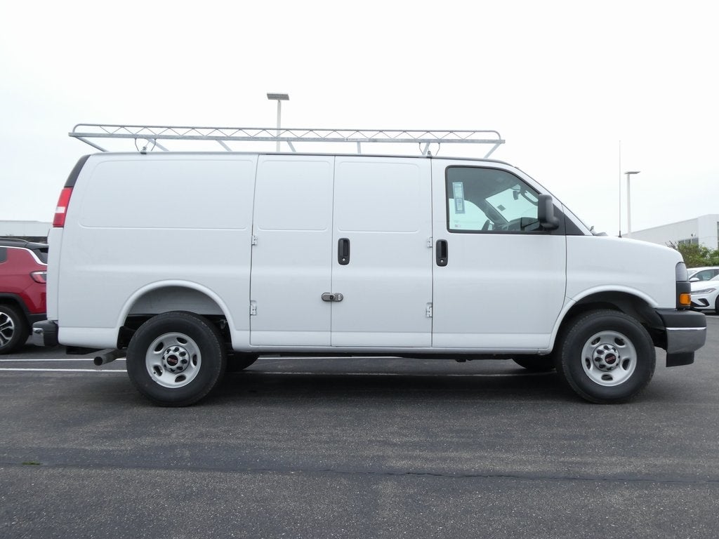 2025 GMC Savana 3500 Work Van