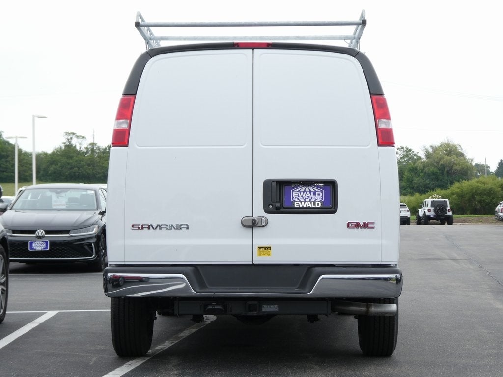 2025 GMC Savana 3500 Work Van