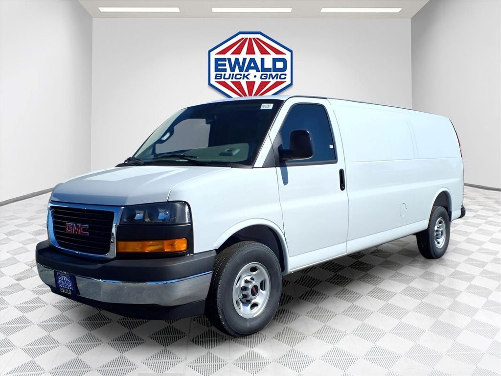 2026 GMC Savana 3500 Work Van