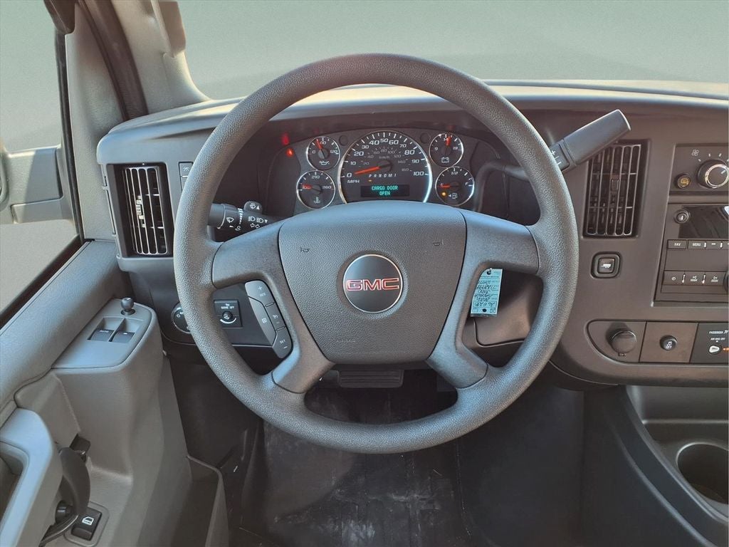2026 GMC Savana 3500 Work Van