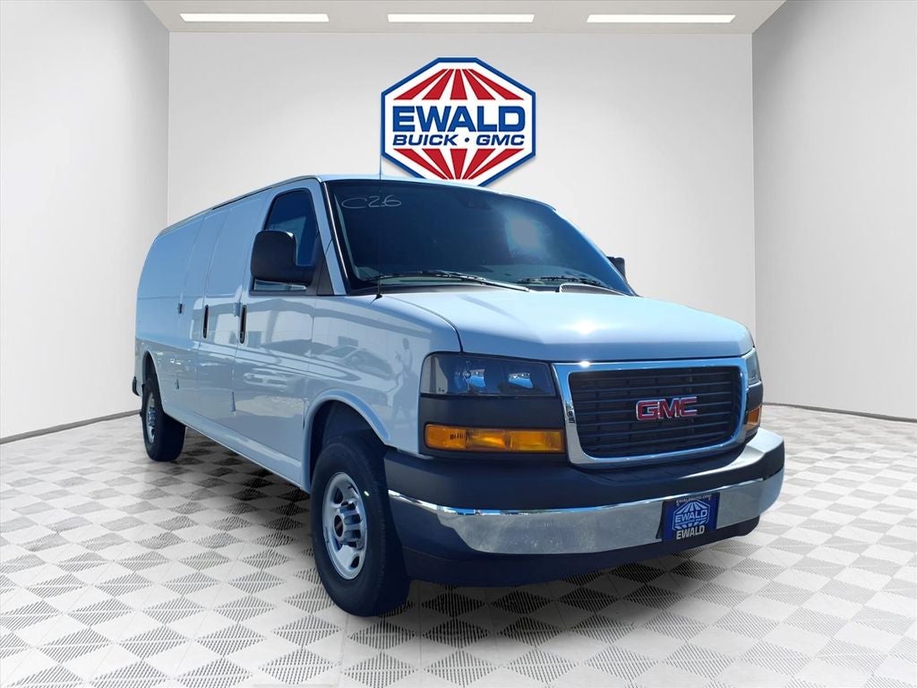 2026 GMC Savana 3500 Work Van