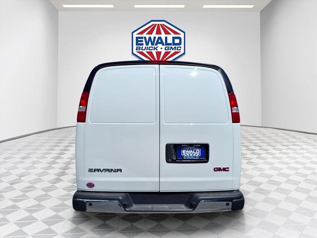2026 GMC Savana 3500 Work Van