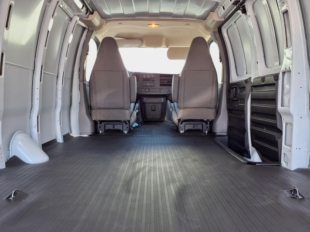 2026 GMC Savana 3500 Work Van