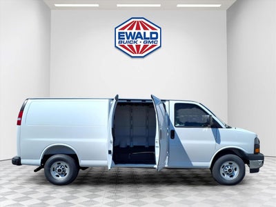 2026 GMC Savana 3500 Work Van