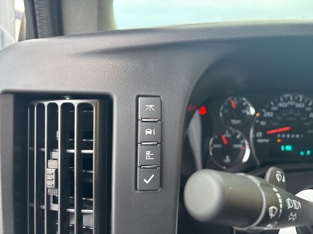 2026 GMC Savana 3500 Work Van