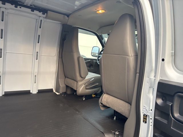 2026 GMC Savana 3500 Work Van