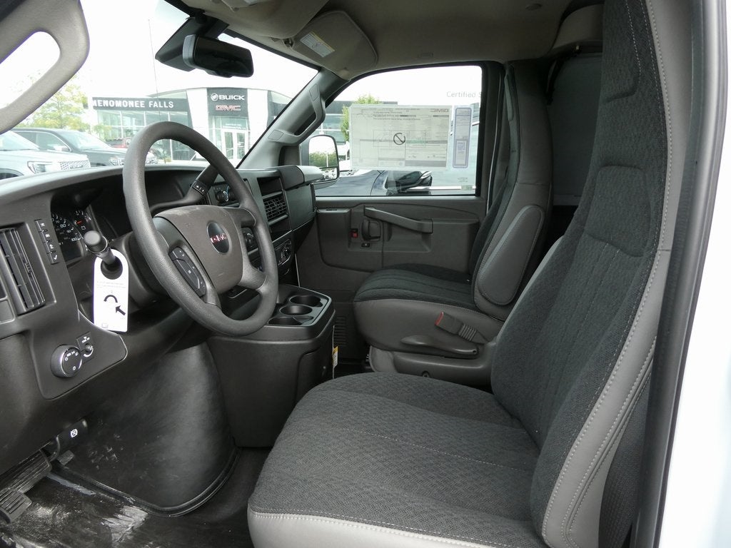 2025 GMC Savana 3500 Work Van