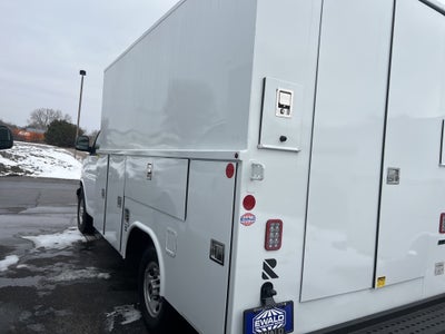 2025 GMC Savana 3500 Work Van