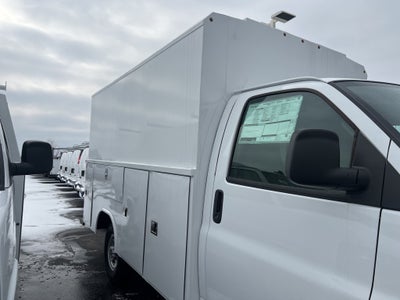 2025 GMC Savana 3500 Work Van
