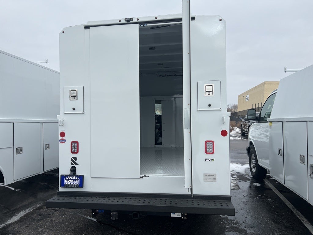 2025 GMC Savana 3500 Work Van