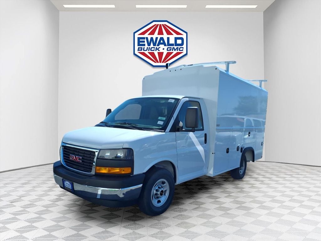 2026 GMC Savana 3500 Work Van
