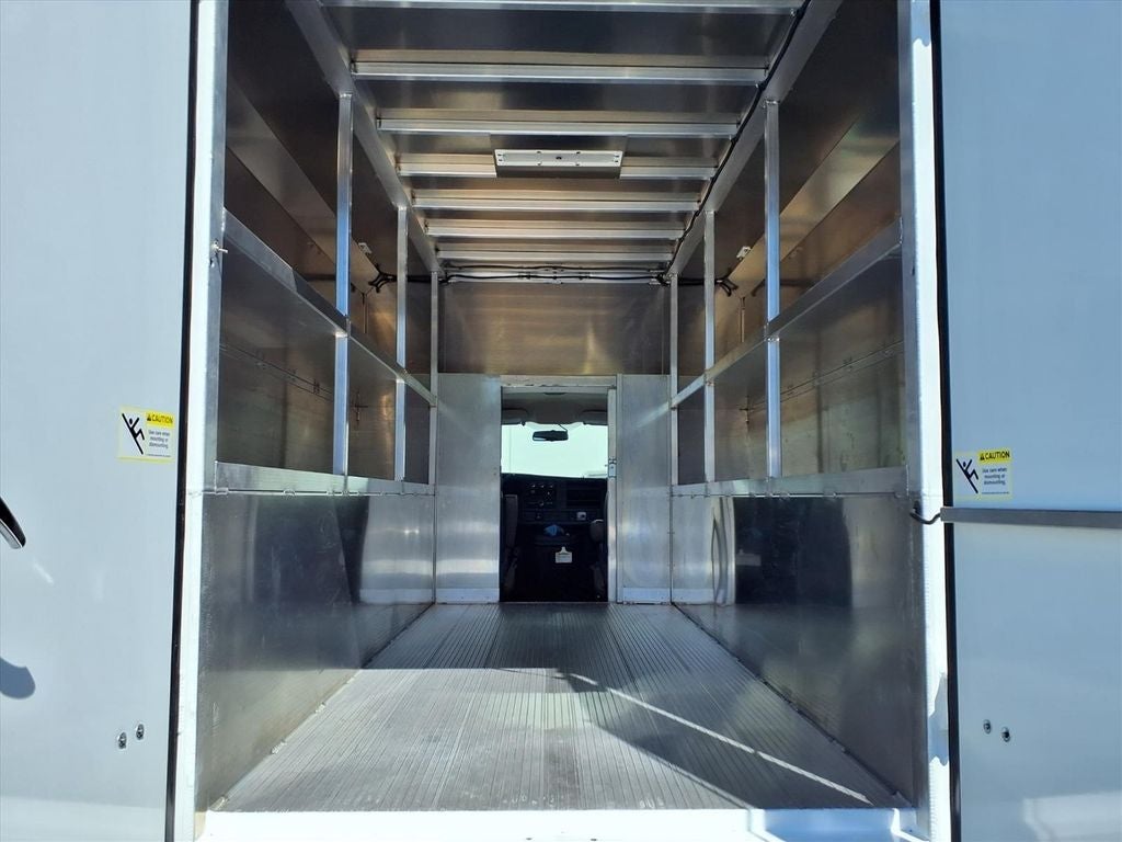 2026 GMC Savana 3500 Work Van