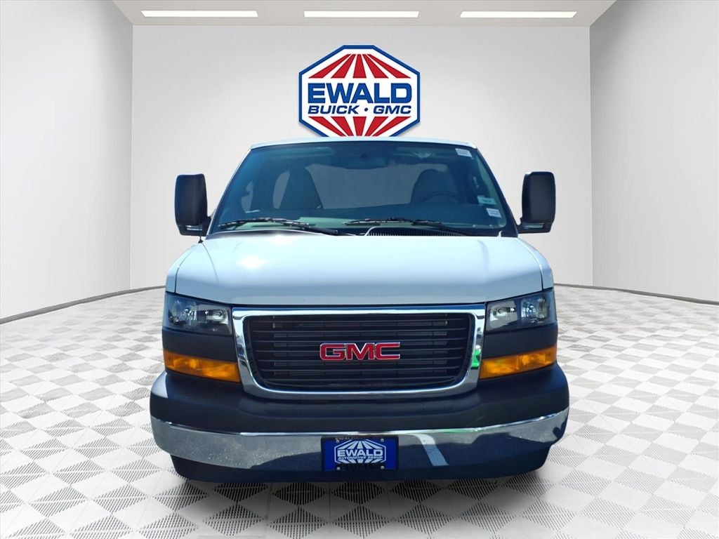 2026 GMC Savana 3500 Work Van