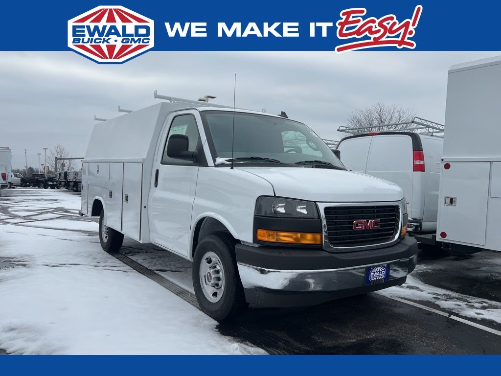 2025 GMC Savana 3500 Work Van