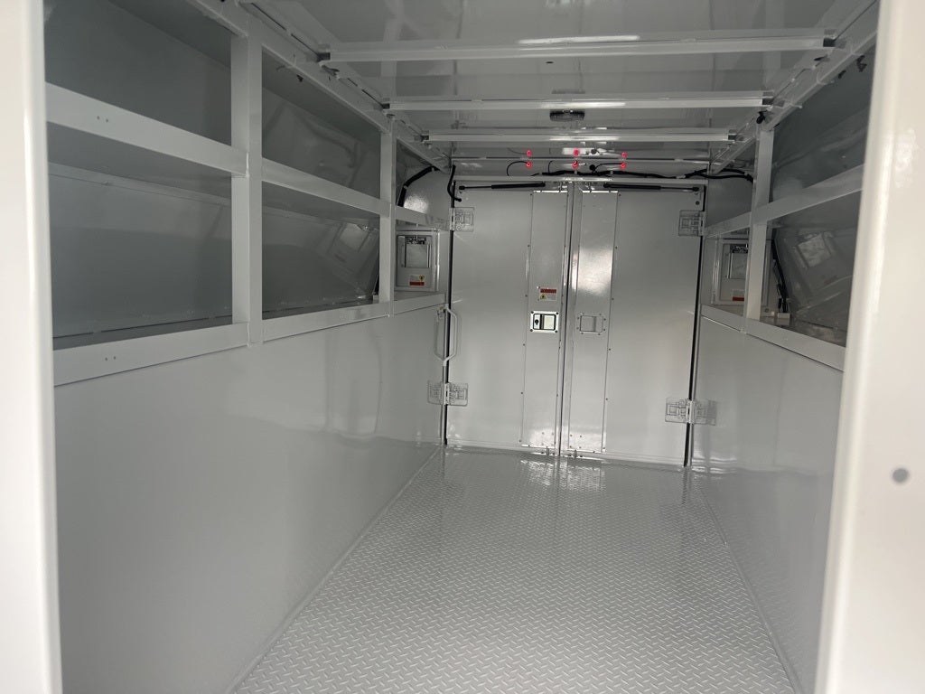 2025 GMC Savana 3500 Work Van