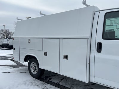 2025 GMC Savana 3500 Work Van