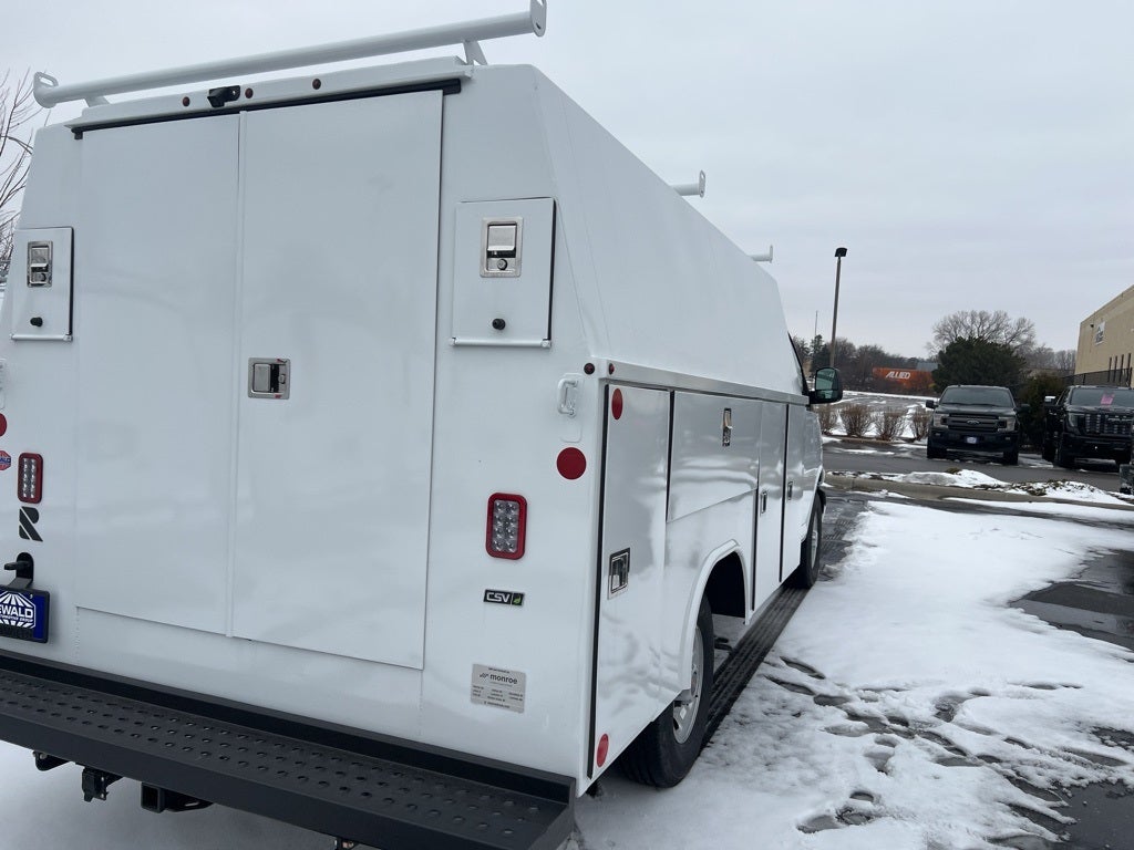 2025 GMC Savana 3500 Work Van